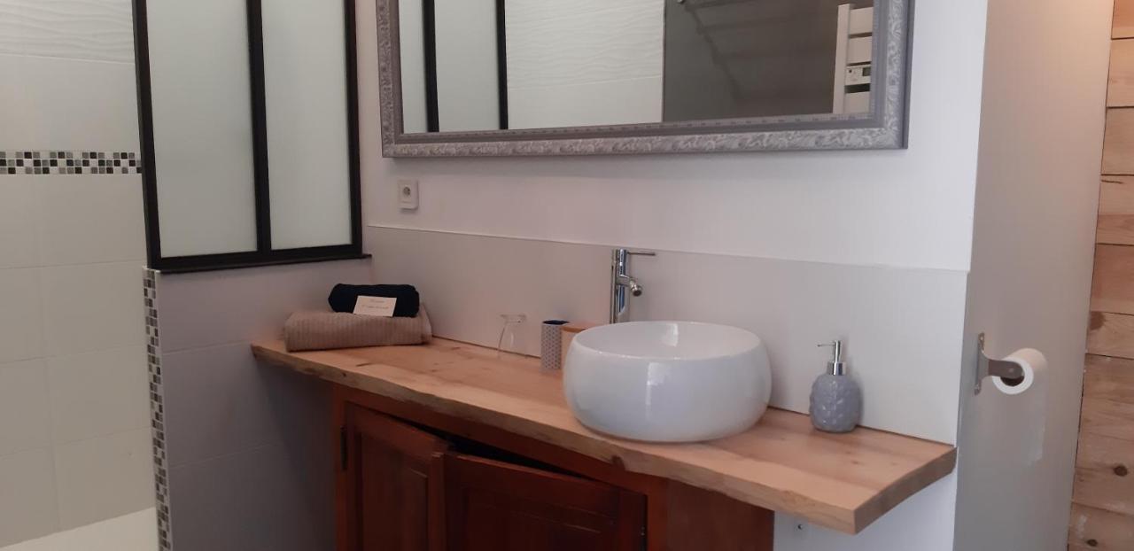 A L'Ombre De La Treille -Proche Saint-Emilion Bed & Breakfast Ngoại thất bức ảnh