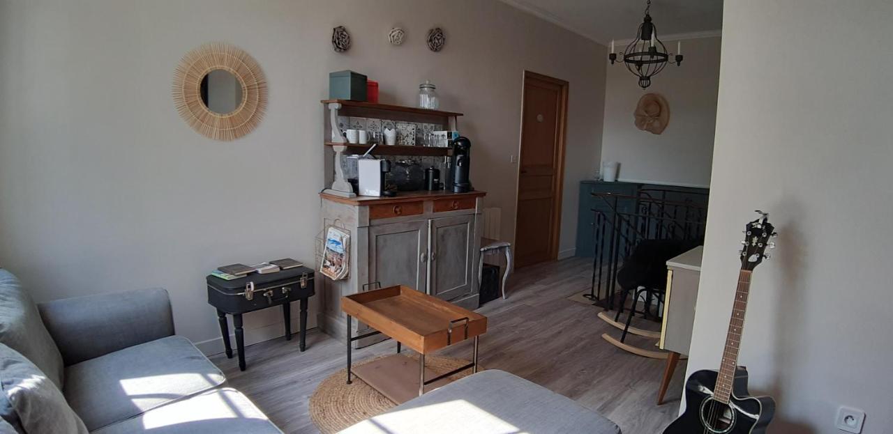 A L'Ombre De La Treille -Proche Saint-Emilion Bed & Breakfast Ngoại thất bức ảnh