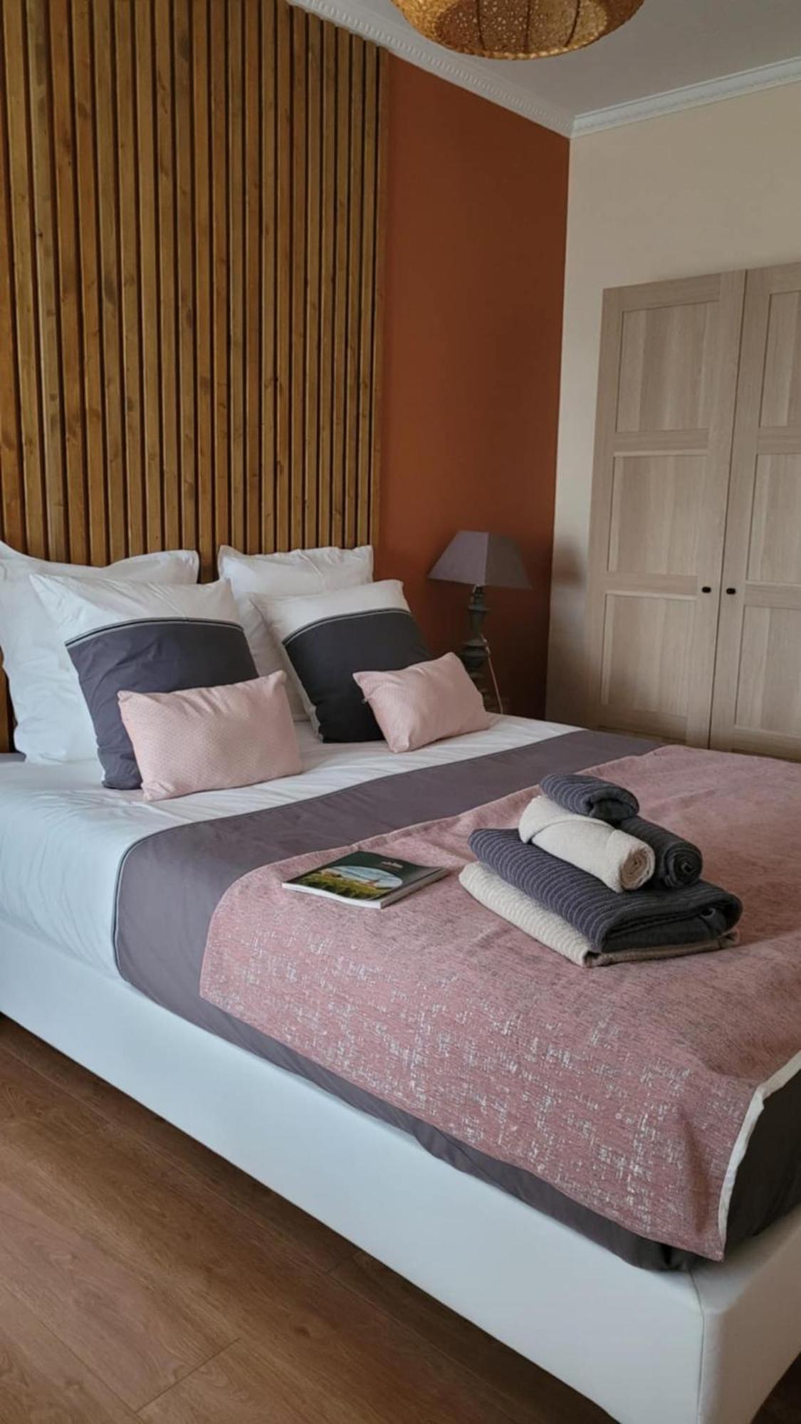 A L'Ombre De La Treille -Proche Saint-Emilion Bed & Breakfast Ngoại thất bức ảnh